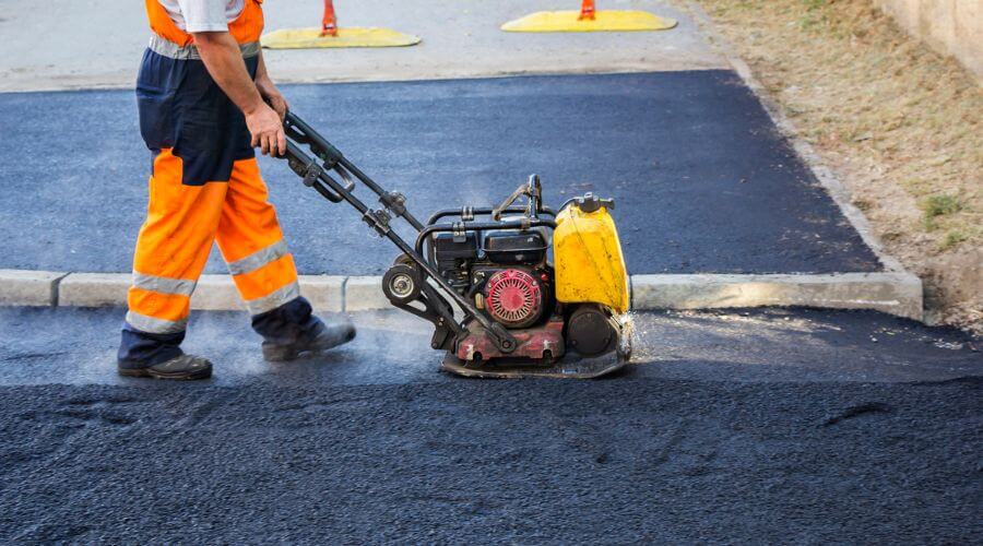 Professional gutter cleaning in Willet, NY